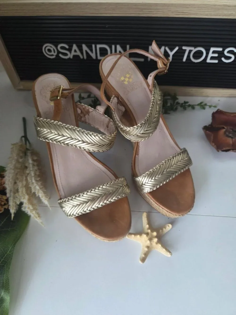 Vince Camuto Tazma Platform Gold Braid Glitter Cork Wedge SZ 8.5